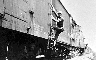 Great Depression: Railroad Cars Turned into Homes