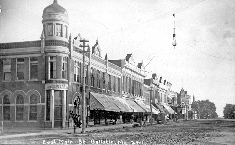 Gallatin Business Square: Main Street on the East Side