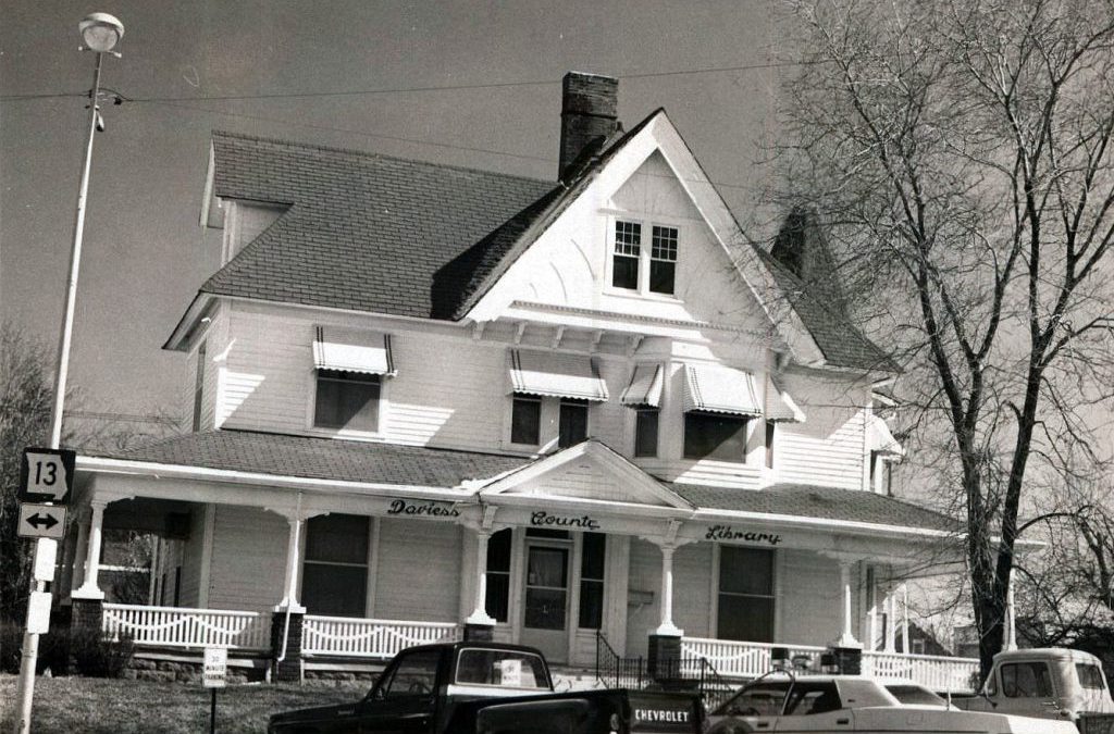 1947: Voters Approve Daviess County Library; Relocates in 1995