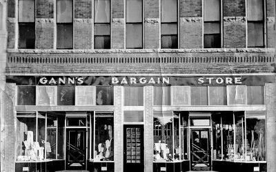 Gann’s Bargain Store on South Side of Square