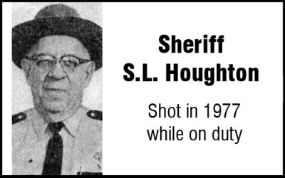 1977: Daviess County Sheriff S.L. Houghton Killed While on Duty