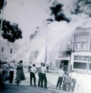 Fire Destroys North Side of Gallatin Square 1964