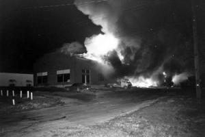 Fire Destroys Gallatin Business Building