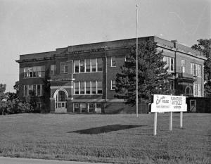 Century House Furniture in Gallatin 1979