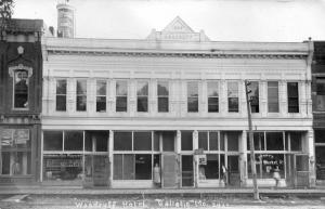 Woodruff Hotel in Gallatin, MO 1907