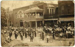 Parade Down North Main Street in Gallatin, MO