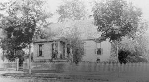 Early A.T. Ray Home 1883