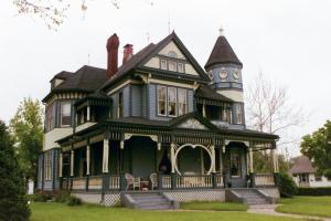 A.T. Ray Home 1984