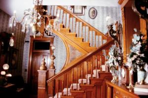 A Showcase of Woodworkers' Art
