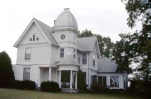Knight Residence 1985