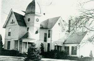Knight Residence in Gallatin, MO