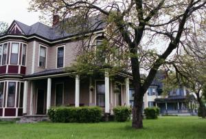 Victorian Home Revived in Gallatin, MO