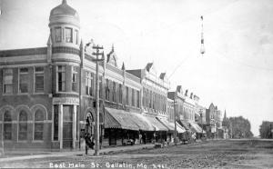 East Side of Gallatin Business Square 1907