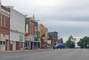 Main Street on East Side of Gallatin Square 2013