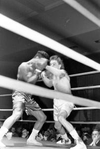 Gallatin's Craig Cummings Turns Pro Boxer
