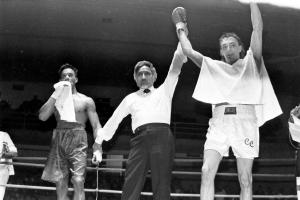 Gallatin's Craig Cummings Turns Pro Boxer