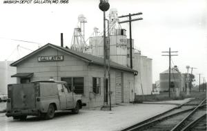 Wabash Railroad Depot at Gallatin, MO 1966